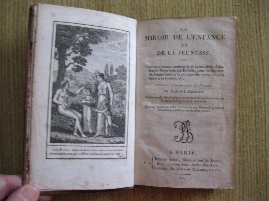 Le miroir de l'enfance et de la jeneusse.1804. Madame Trimmer.  Bella encuadernación y frontispicio.